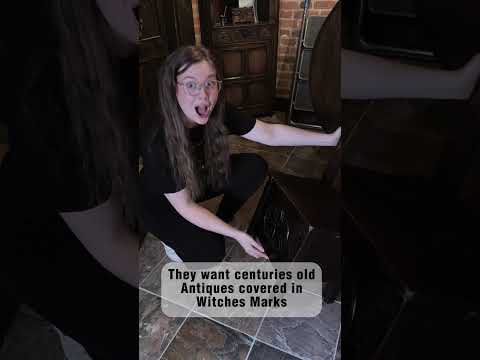 What girls want for Valentine’s Day 💕👻