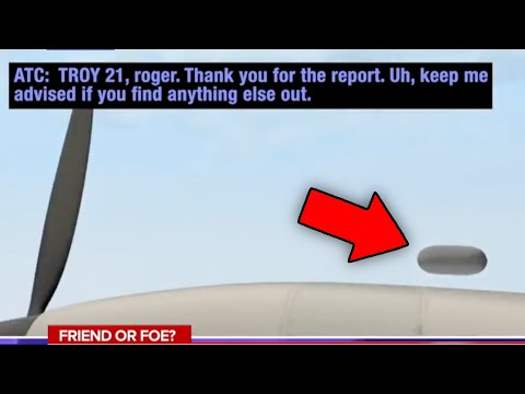 UFO nearly HITS PLANE!
